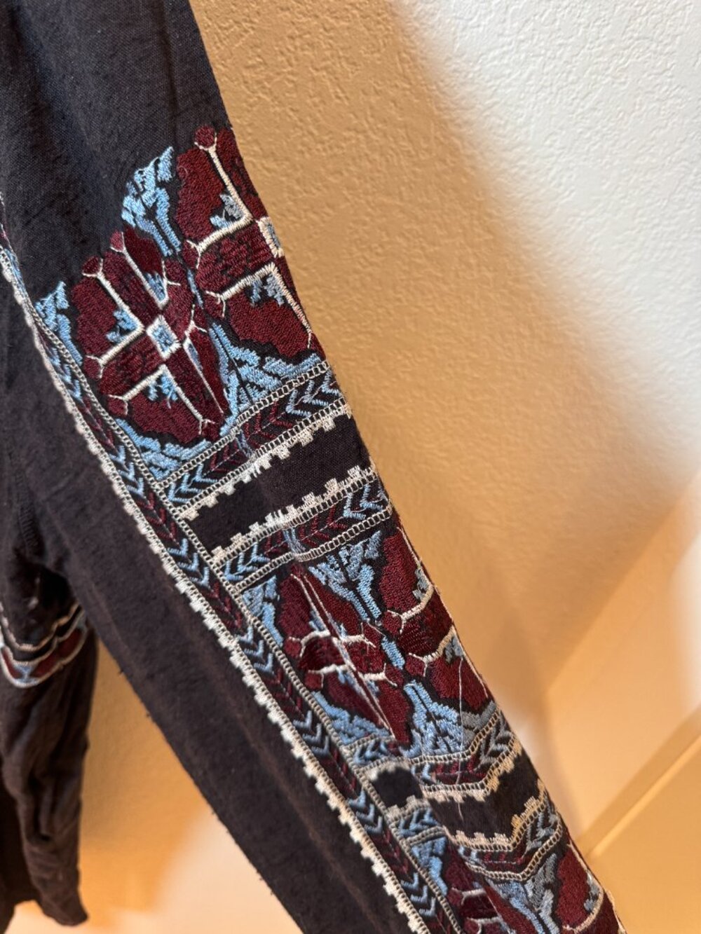 Free People Embroidered Peasant Top Large Charcoal Boho - Picture 7 of 11